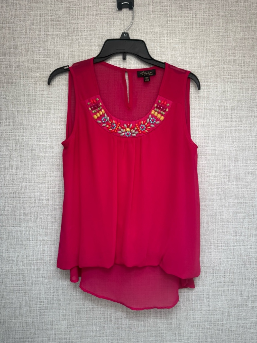 Thalia Sodi Hot Pink Sleeveless Blouse, Size M, Colorful Stud Neckline